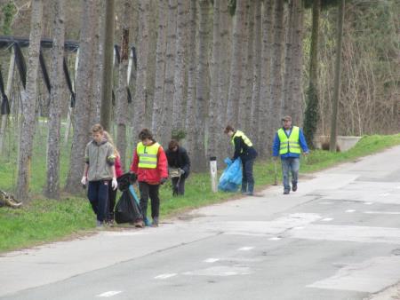 Spomladanska akcija čiščenja in urejanja okolja ter 6. dan za spremembe 21